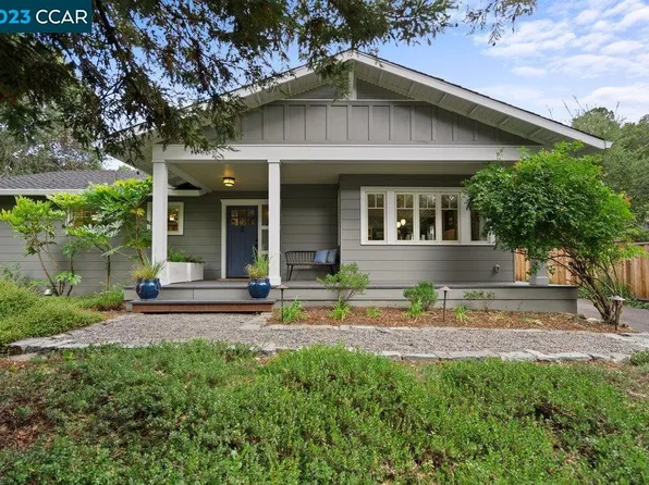 208 Glorietta Blvd, Orinda, CA 94563
