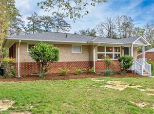 3102 Shamrock Dr, Greensboro, NC 27408