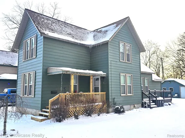 84 Moross Ave, Mount Clemens, MI 48043