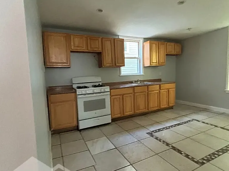 157 Hobson St #1A — Photo 2