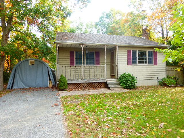 1st image of 221 Hagerman Ave