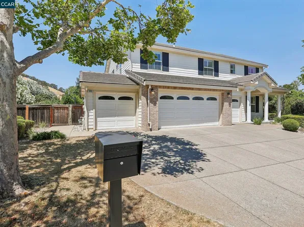 1170 Krona Ln, Concord, CA 94521