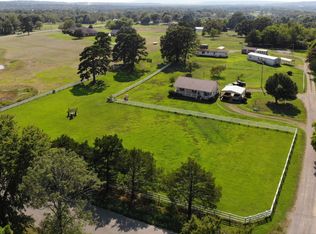 1920 Tyler Rd, Russellville, AR 72802