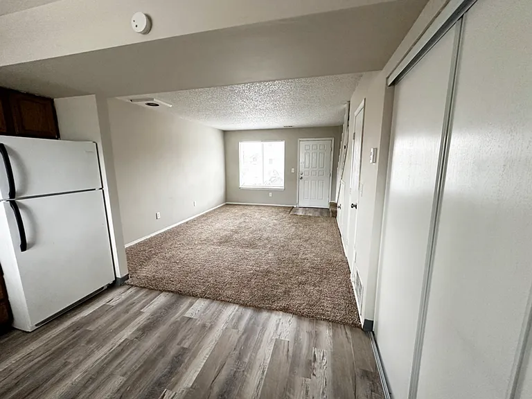 1121 Mazatlan Cir. — Photo 8