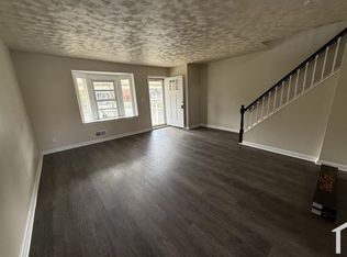 1012 Arncliffe Rd, Essex, MD 21221