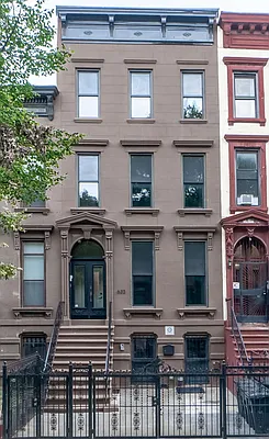 Rented by The Privelege Group | media 14