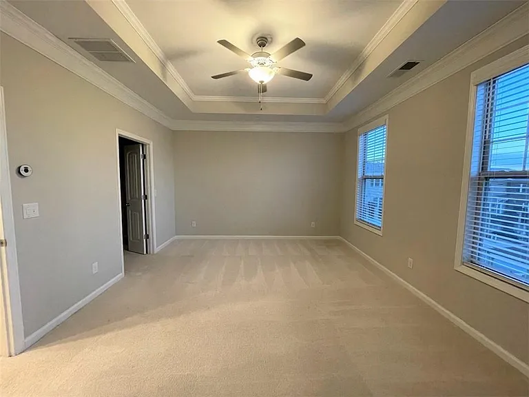 404 Caravelle Walk — Photo 13
