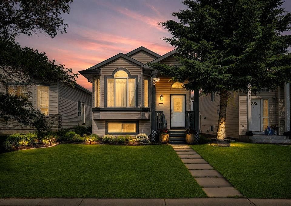 1st image of 7237 W Laguna Way NE
