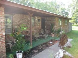 2915 N 13th St, Little Flock, AR 72756