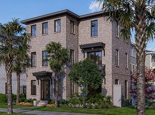 305 Queens Ct #1, Mount Pleasant, SC 29464