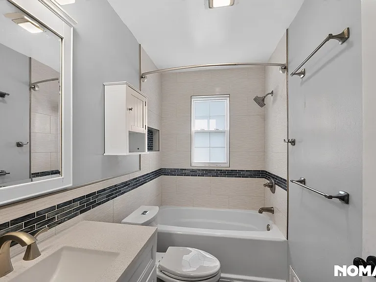 442 Westshire Dr — Photo 20