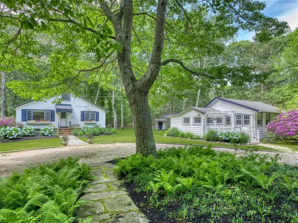 305 North Drive, Mattituck, NY 11952