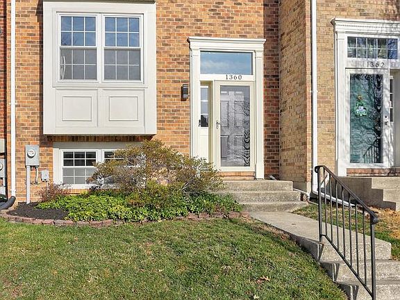 2nd image of 1360 Triwater Ct #195