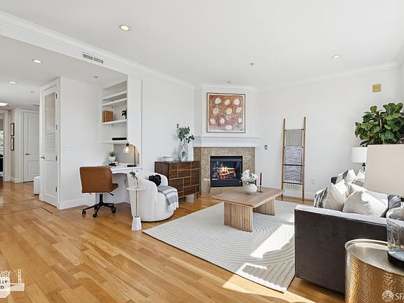 3rd image of 6324 California St APT 3