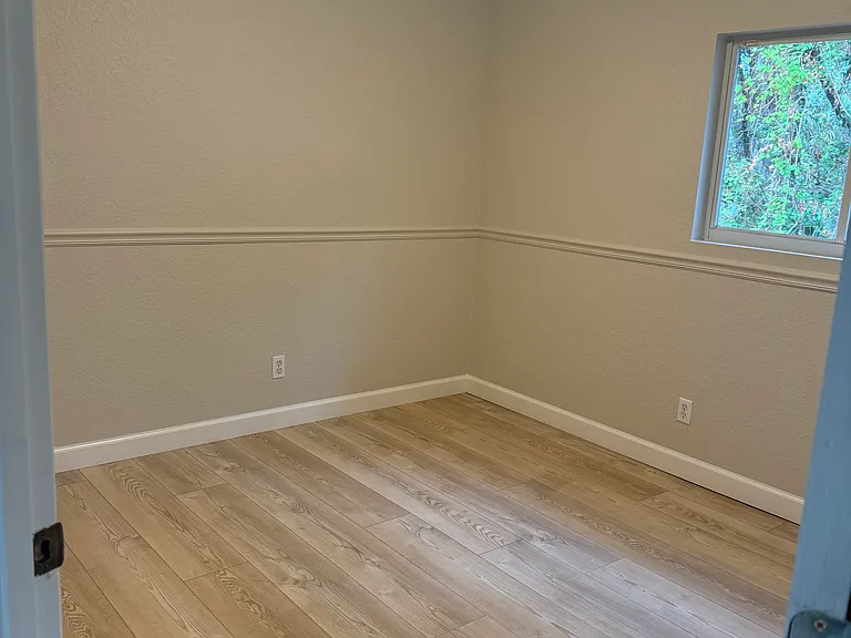 5323 Hoffman St — Photo 13