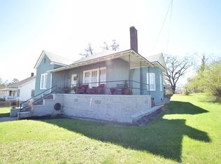 13 S Greenwood Ave, Ware Shoals, SC 29692