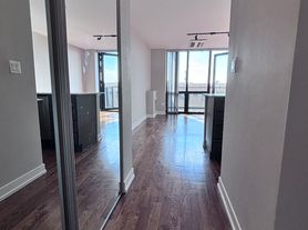 5910-12 N Sheridan Rd