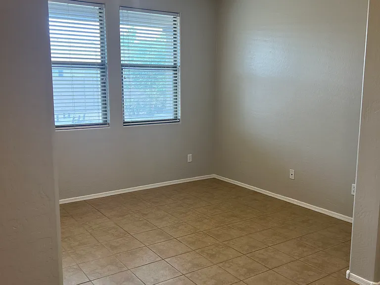18167 N Arbor Dr — Photo 8