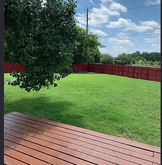 2202 Brookview Dr — Photo 32