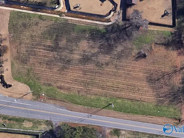 Winchester Rd, New Market, AL 35761