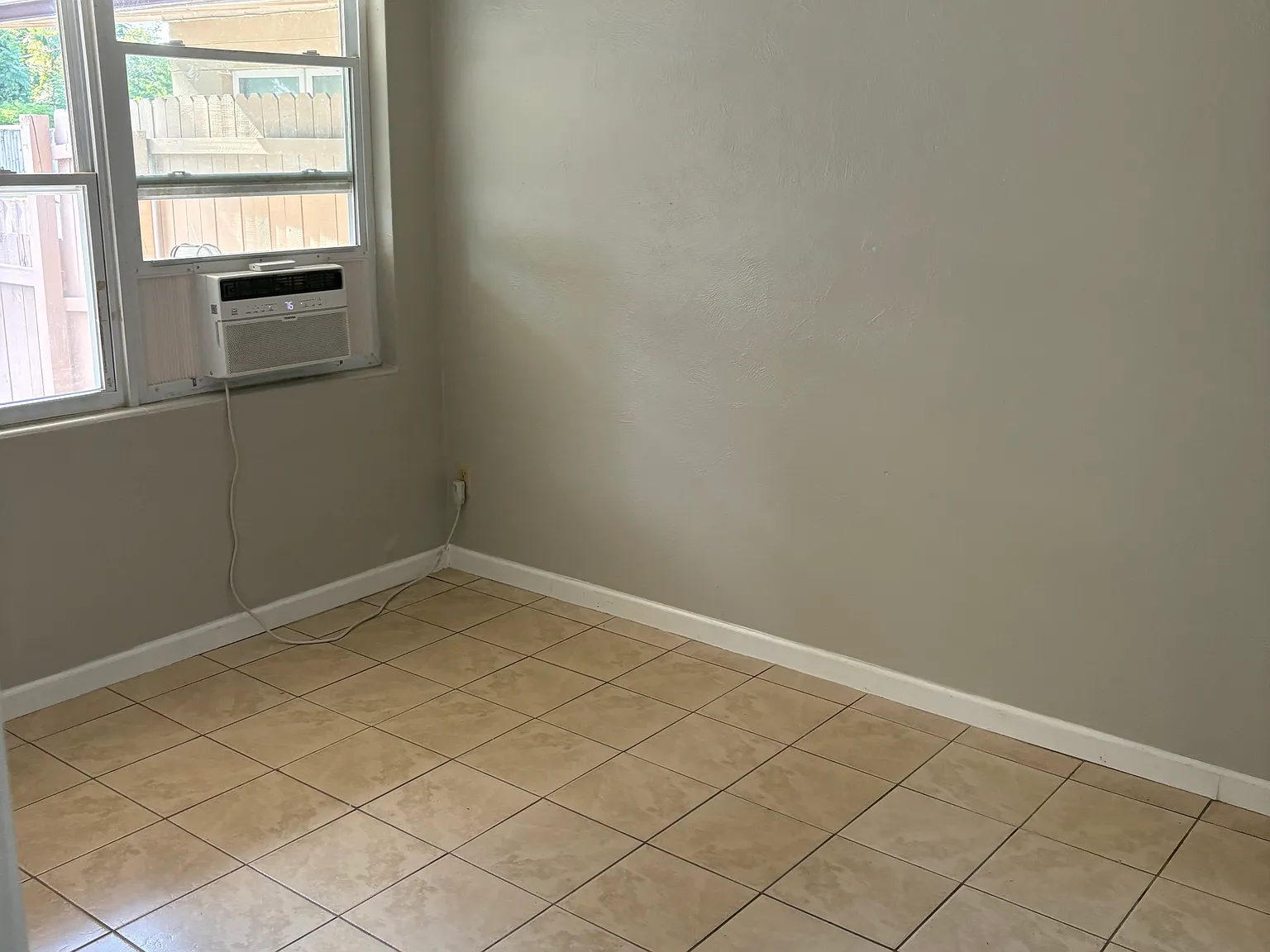 1 bed, 552 sqft, $1,100 — Photo 4