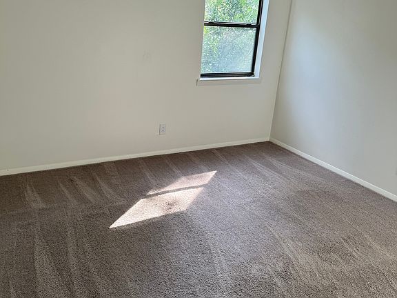 2 spacious & light-filled bedrooms