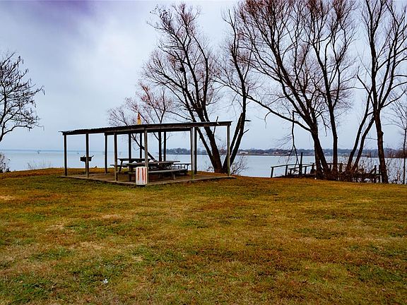 3rd image of 4171 Broken Bow