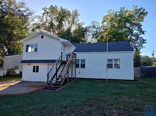 210 S 2nd St, Homer, NE 68030