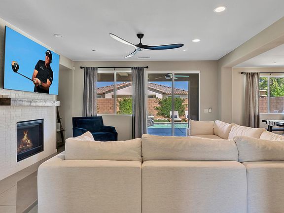 5th image of 43402 Hazelton Ln