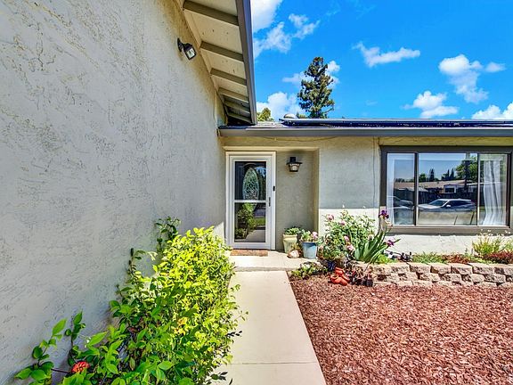 3rd image of 1363 Farmington Drive