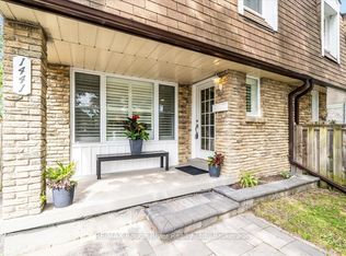 1441 Wecker Dr, Oshawa, ON L1J6N1