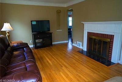 3rd image of 1265 Elbur Ave