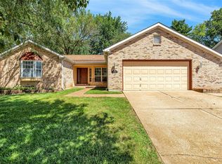 2723 Flameglow Dr, Saint Louis, MO