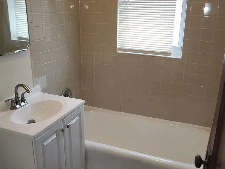 6315 S California Ave — Photo 44