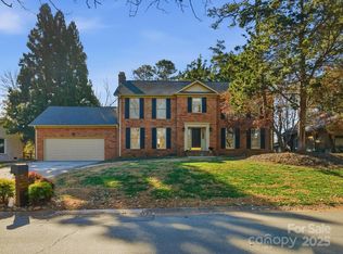 9218 Deerpark Ln, Charlotte, NC 28277