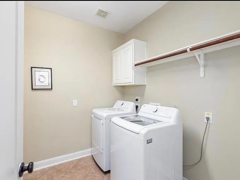 2207 Bayou Cove Ln — Photo 39