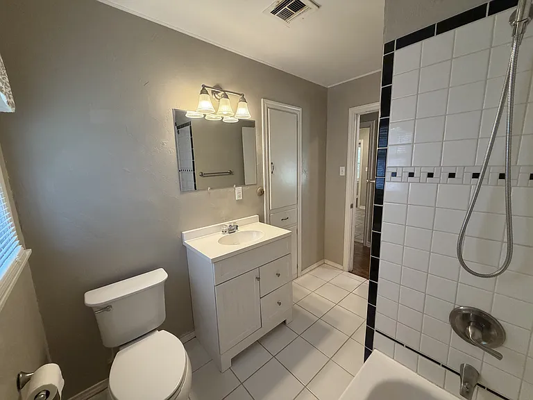 1722 Mattern Dr — Photo 7