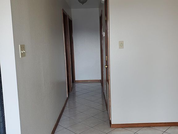 2nd image of 3935 Bourbon St #1