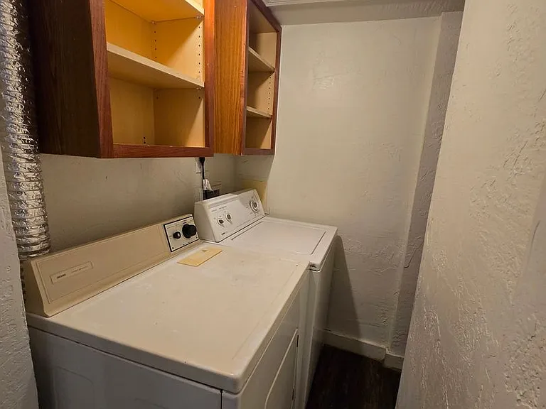 214 W Mathews St #1013 — Photo 7