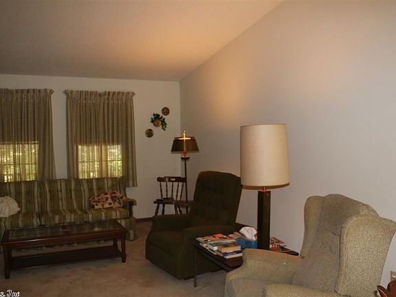 4th image of 184 Yakima Dr