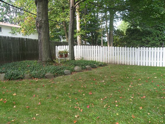 3rd image of 38 Garden Dr