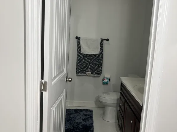 6100 Steve Scarlett Pl, La Vergne, TN 37086