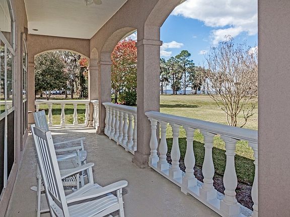 2nd image of 8425 Evelyn Ct