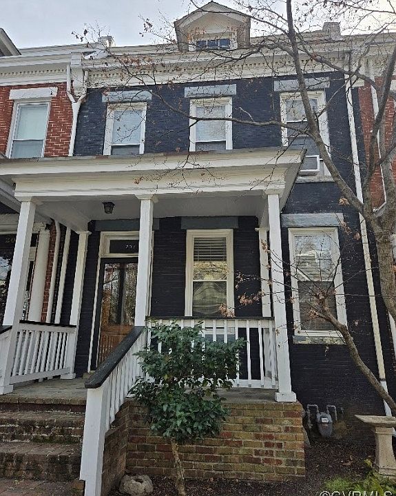 1st image of 207 N Belmont Ave