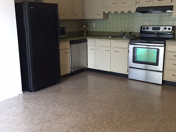 5th image of 5306 N Hemlock Dr