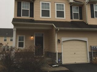 222 Mullen Dr, Avondale, PA 19311