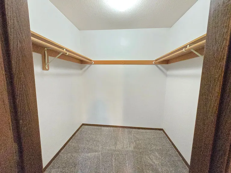 Chaplewood Apartments — Photo 11