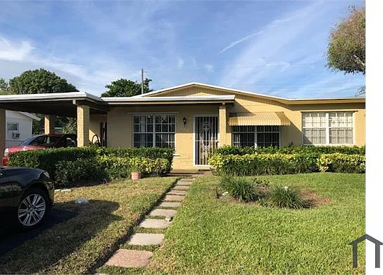 3 bed, 1150 sqft, $2,500 — Photo 1