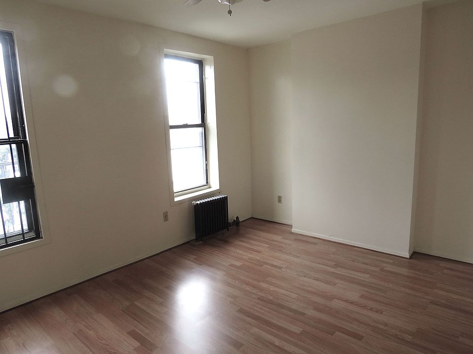 1st image of 684 Washington Ave APT 8