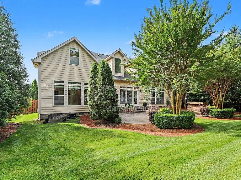 10644 Euclid Ave NW — Photo 30
